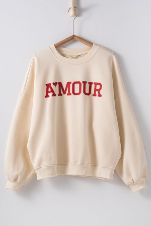 0869-8604<br/>Full of Amour Graphic Crewneck Sweater